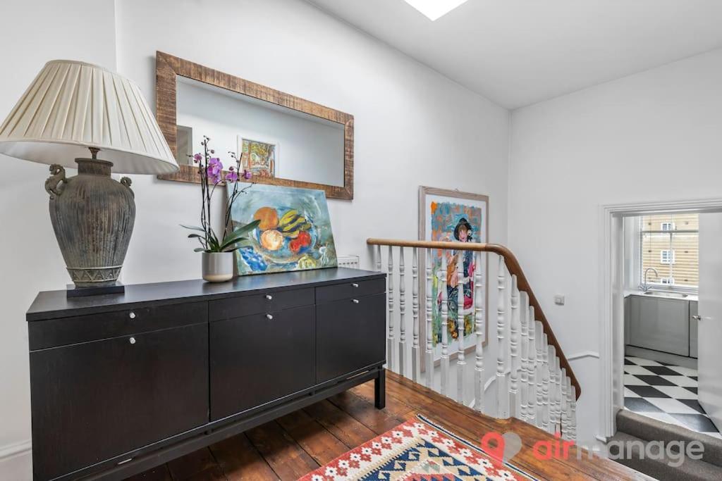 런던 West Kensington 2Bed Flat 아파트 외부 사진